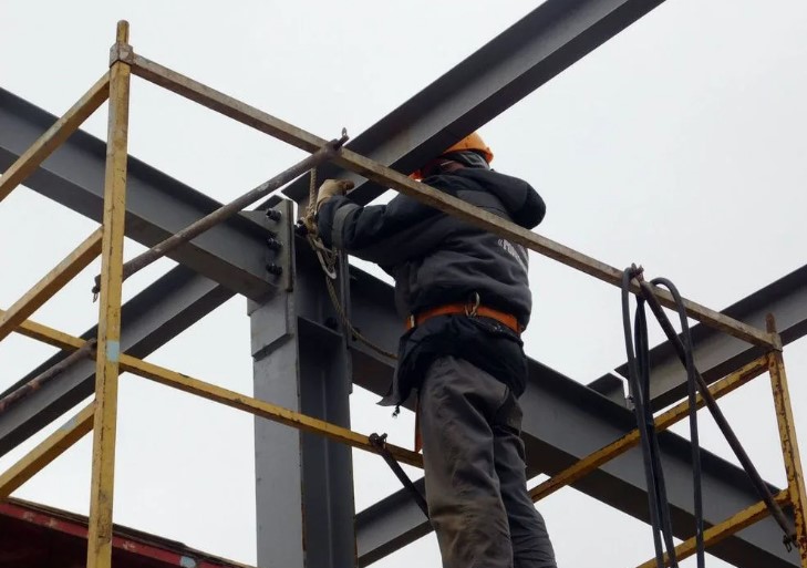 Structural Steel Fabrication – Mega-Steel Engineering